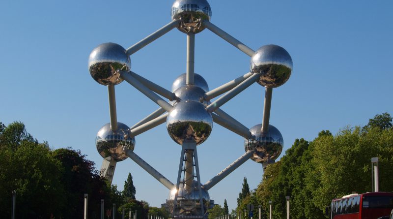Атомиум в Брюсселе