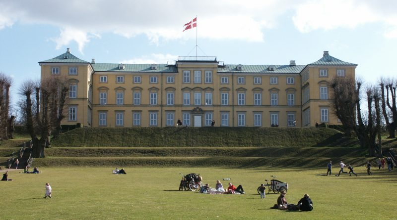 Дворец Фредериксберг в Дании